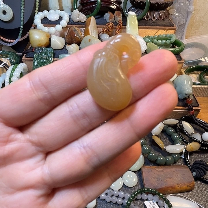 和田玉未镶嵌吊坠(不含链)
