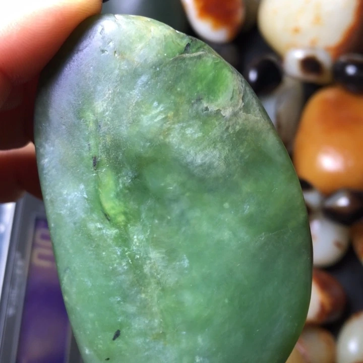 和田玉未镶嵌珠宝奇石