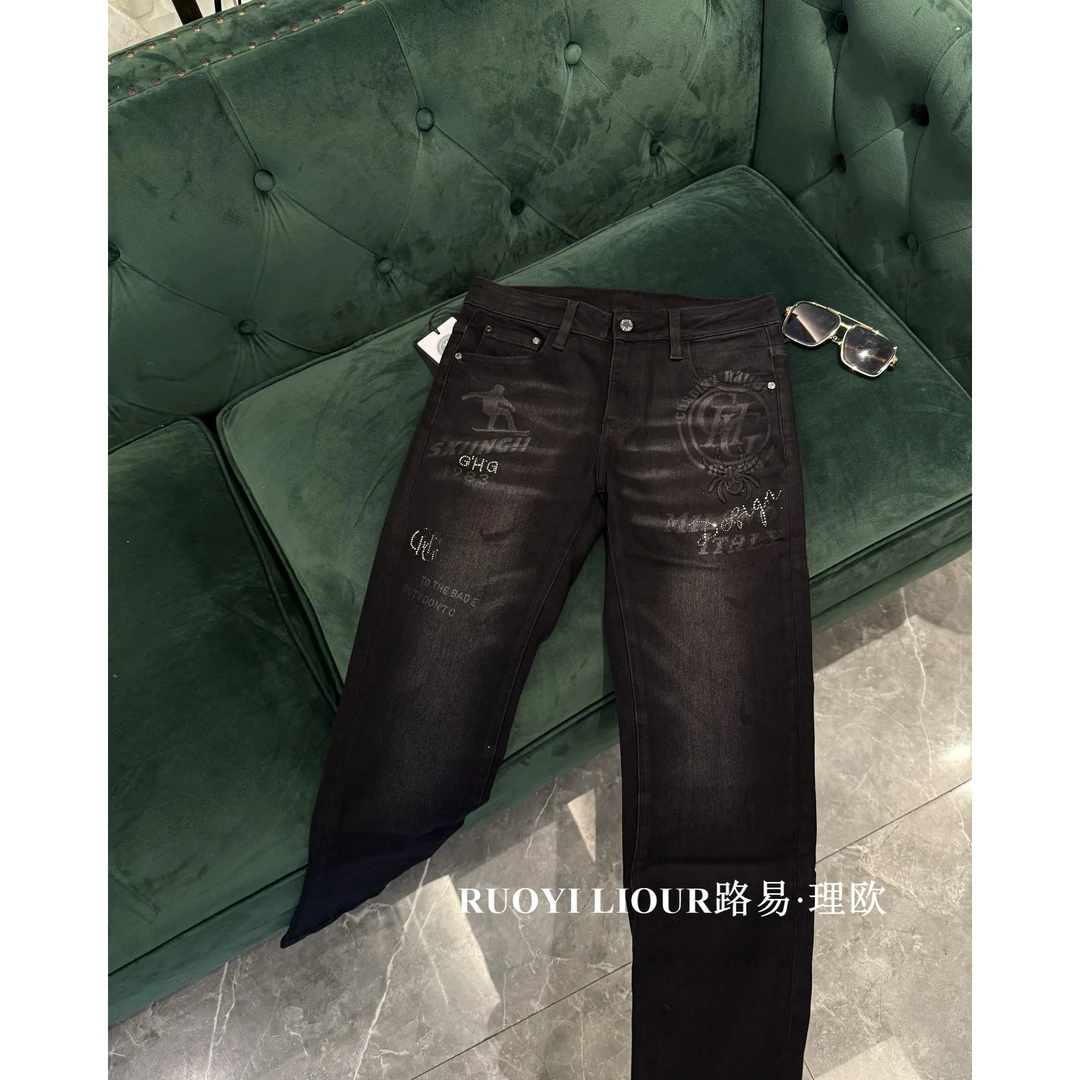 【路易理欧】欧货时尚潮流街头纯色休闲百搭男士牛仔裤8110