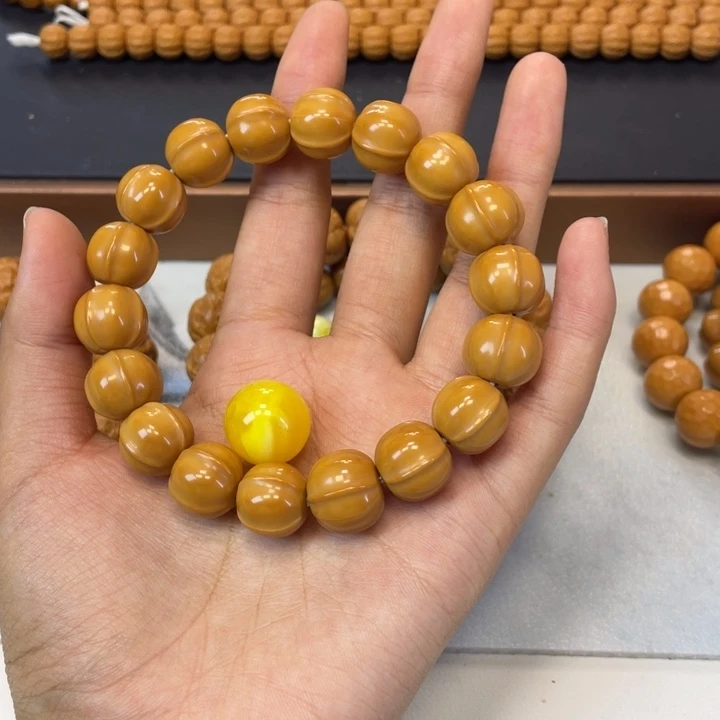 风***息吊坠猴头核桃猴头