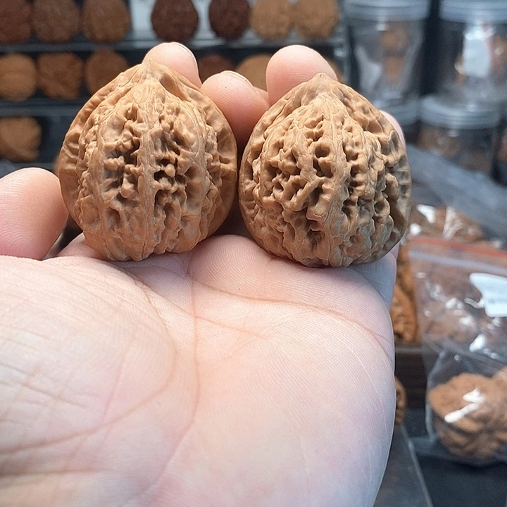 1文玩核桃凤凰台41-152