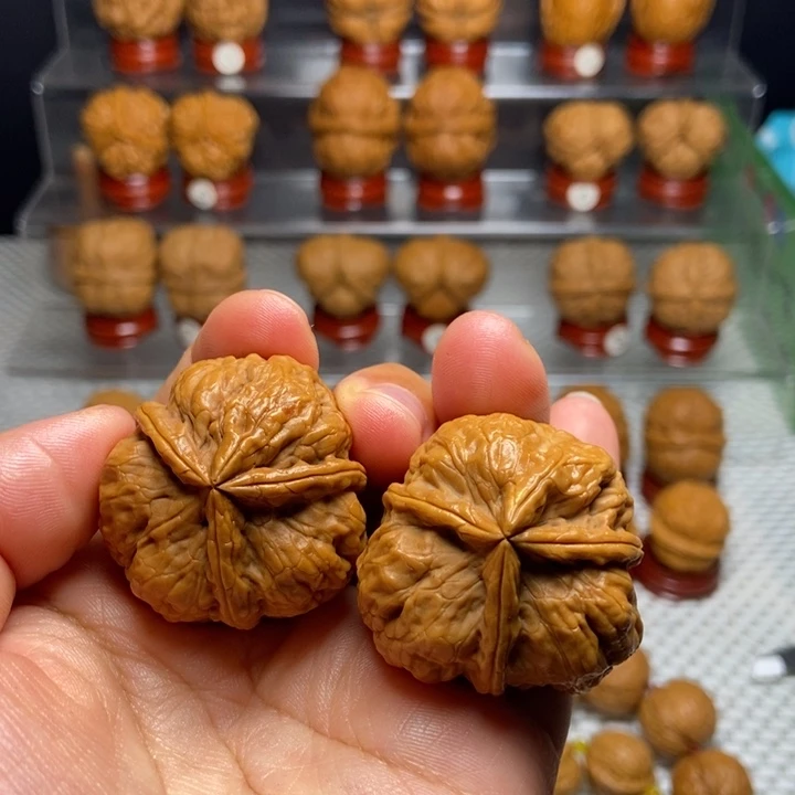 把件文玩核桃犀牛角18