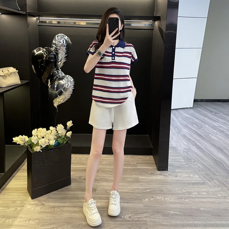 2025夏季条纹休闲运动套装女时尚减龄宽松短袖上衣白色短裤两件套