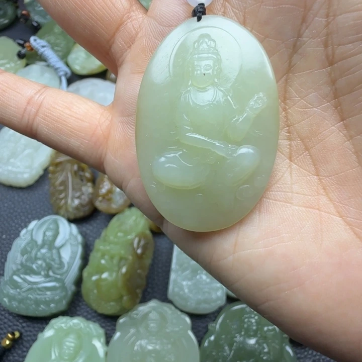 和田玉未镶嵌珠宝奇石