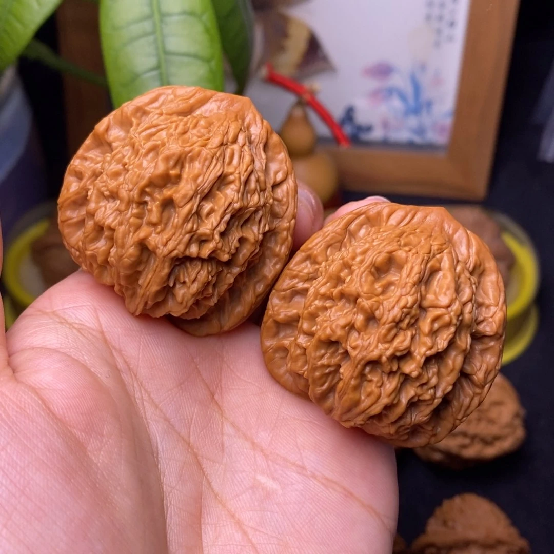 文玩核桃把件听**、42麦虎