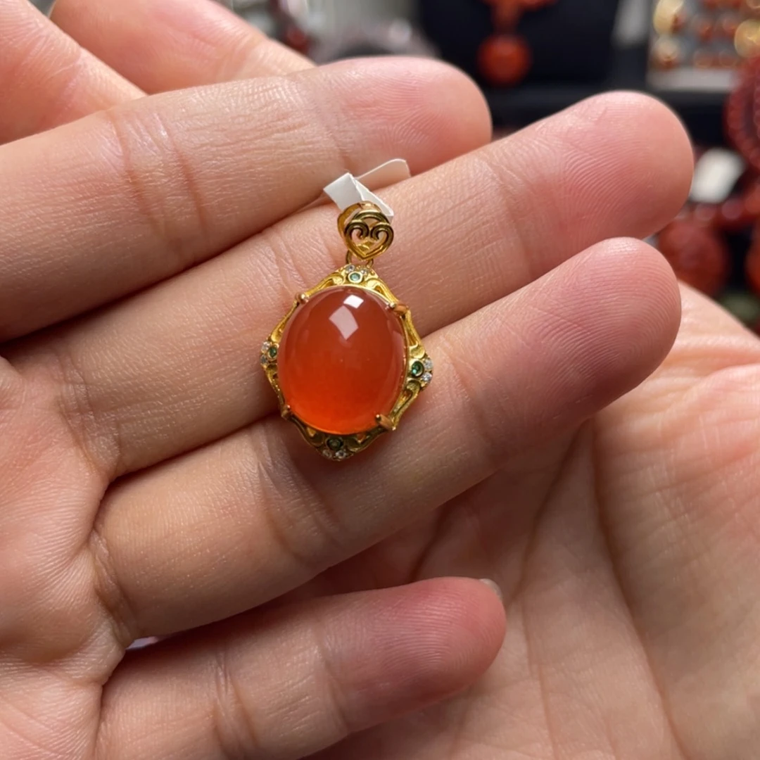 【闪购商品】银S925镶嵌冰红吊坠南红玛瑙翡**姐