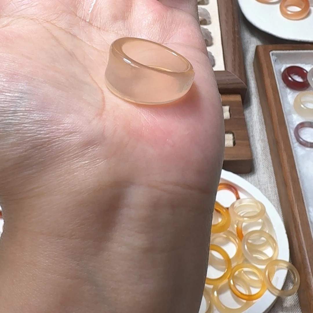 未镶嵌戒指玛瑙/玉髓667港19