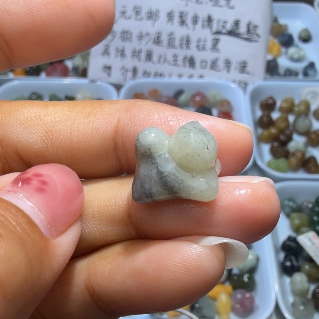 和田玉未镶嵌珠宝奇石