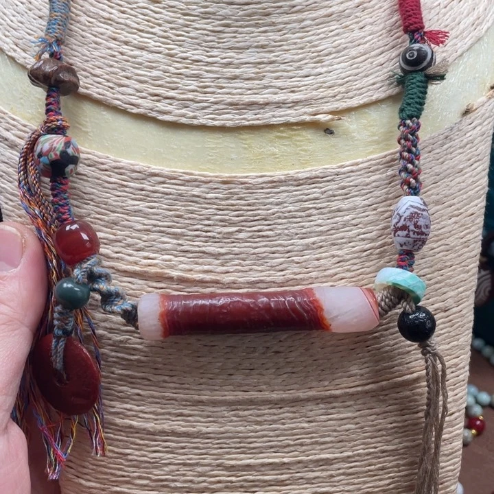 玛瑙/玉髓颈饰未镶嵌