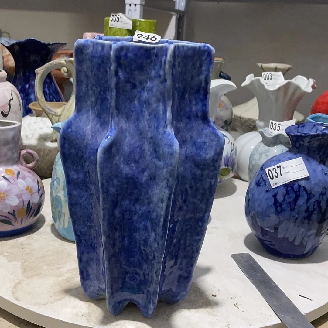 敖***敖景德镇花瓶福利款