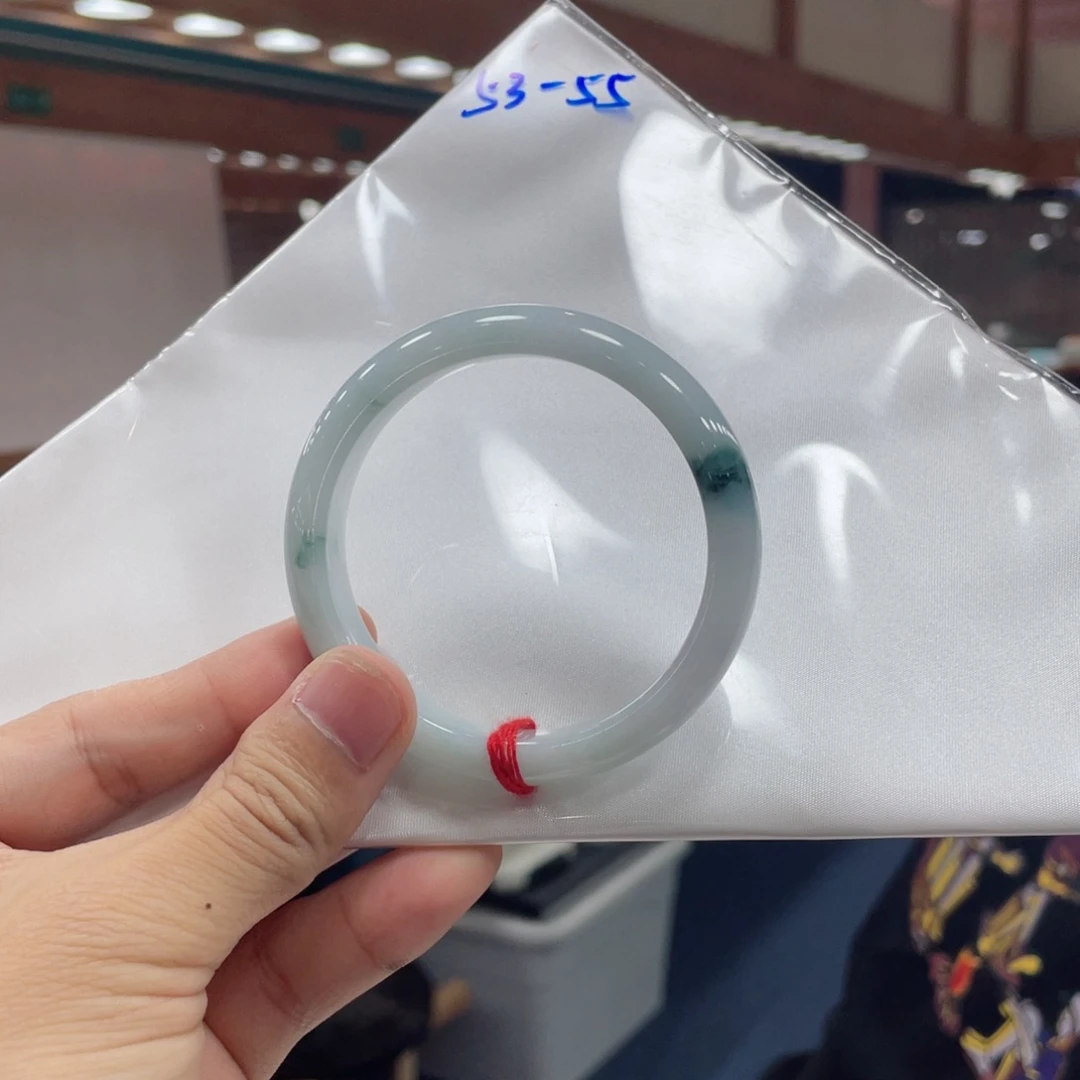 未镶嵌手链翡翠默认有包容