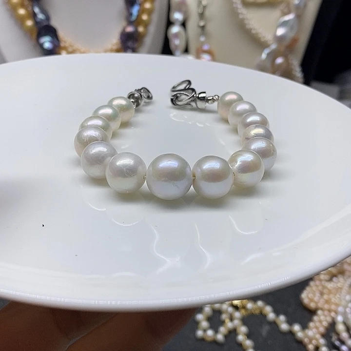 未镶嵌颈饰淡水珍珠