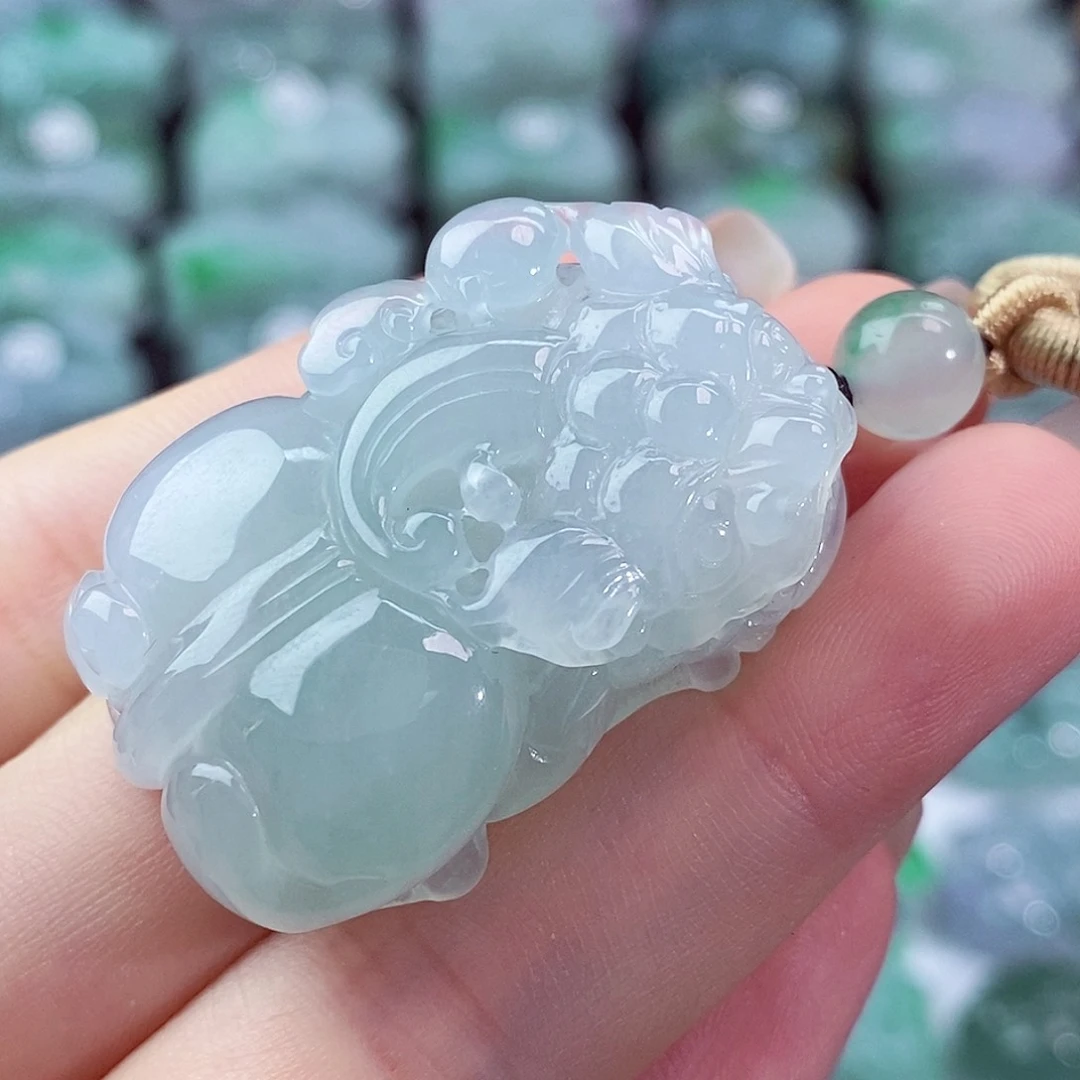 颈饰未镶嵌翡翠天然