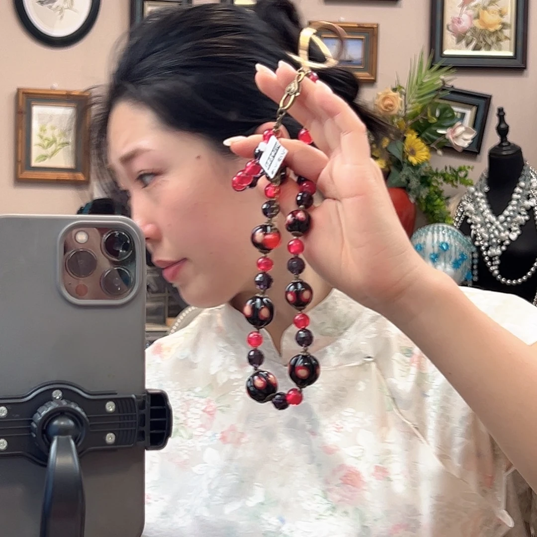 自***约玻璃颈饰编号522 一套