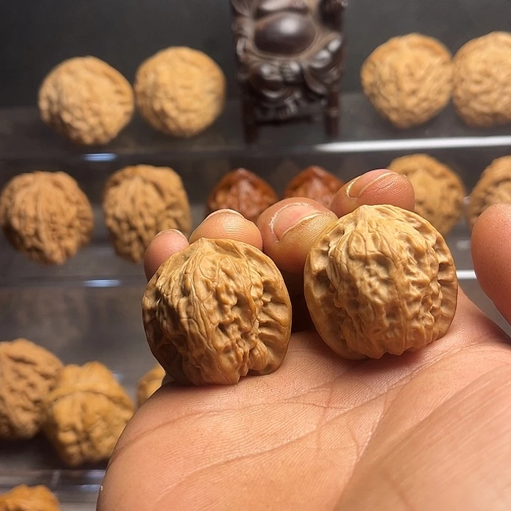 吊坠文玩核桃33野狼……