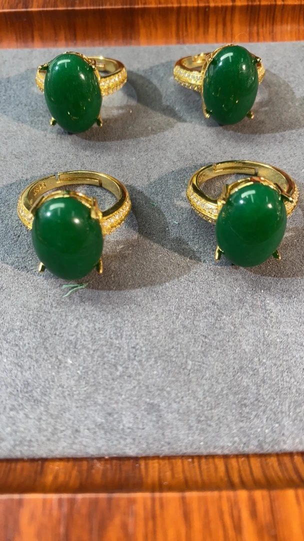 【亏米清仓】绿色戒指191