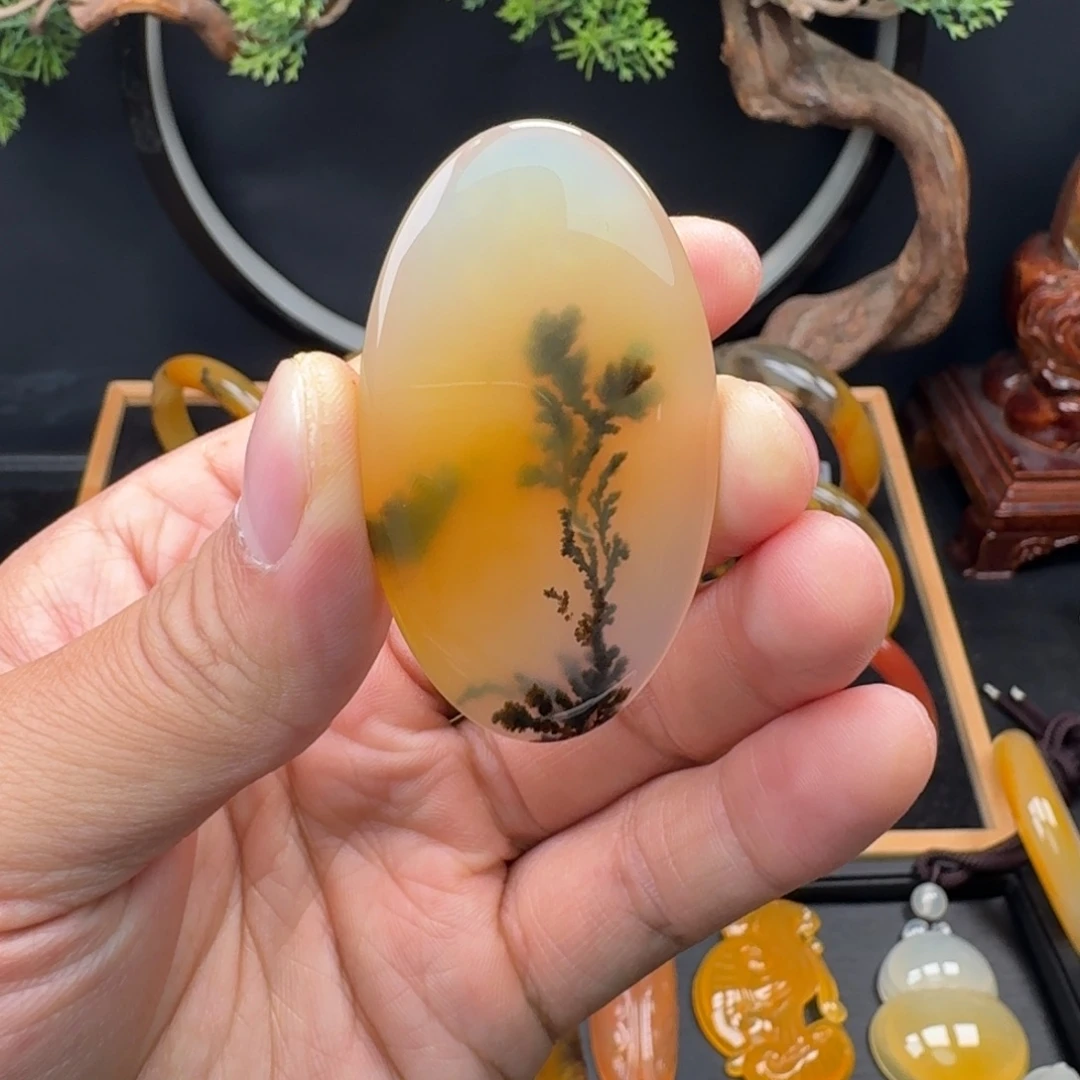 石英质玉（黄龙玉）未镶嵌吊坠(不含链)