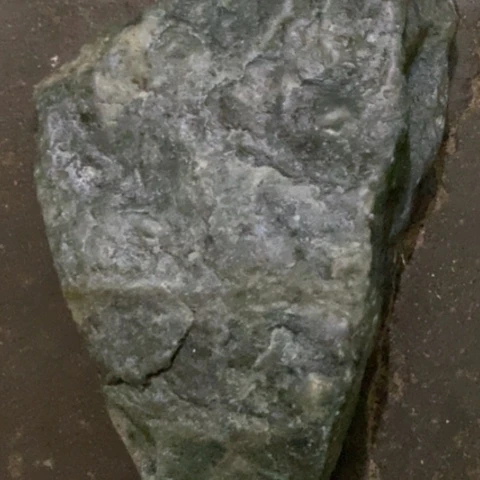 未镶嵌和田玉（糖玉）挂件