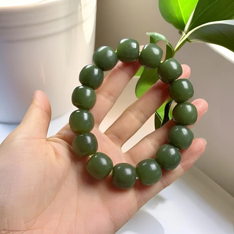 和田玉卡15老型珠 墨绿色系玉手串手作