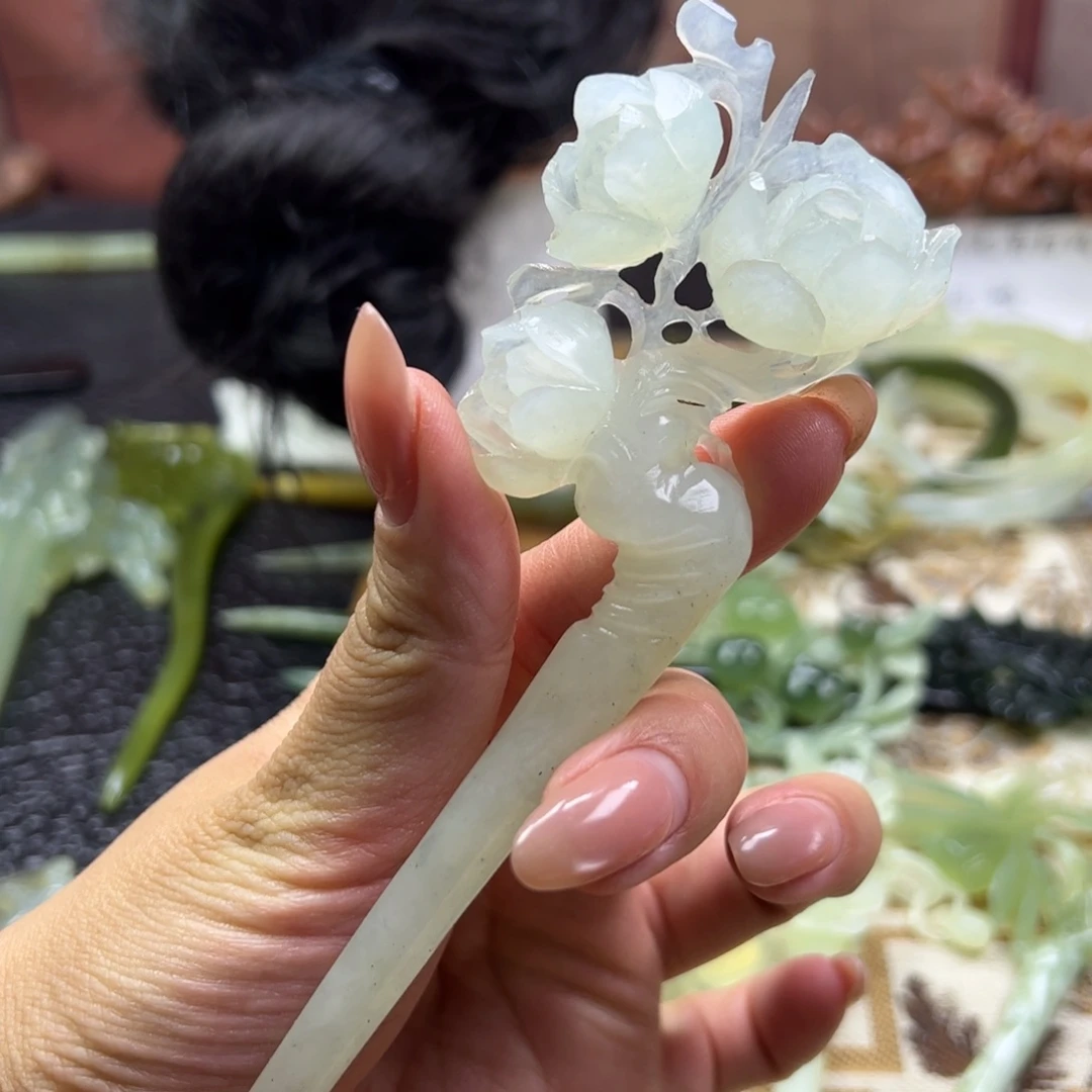 蛇纹石玉未镶嵌发簪