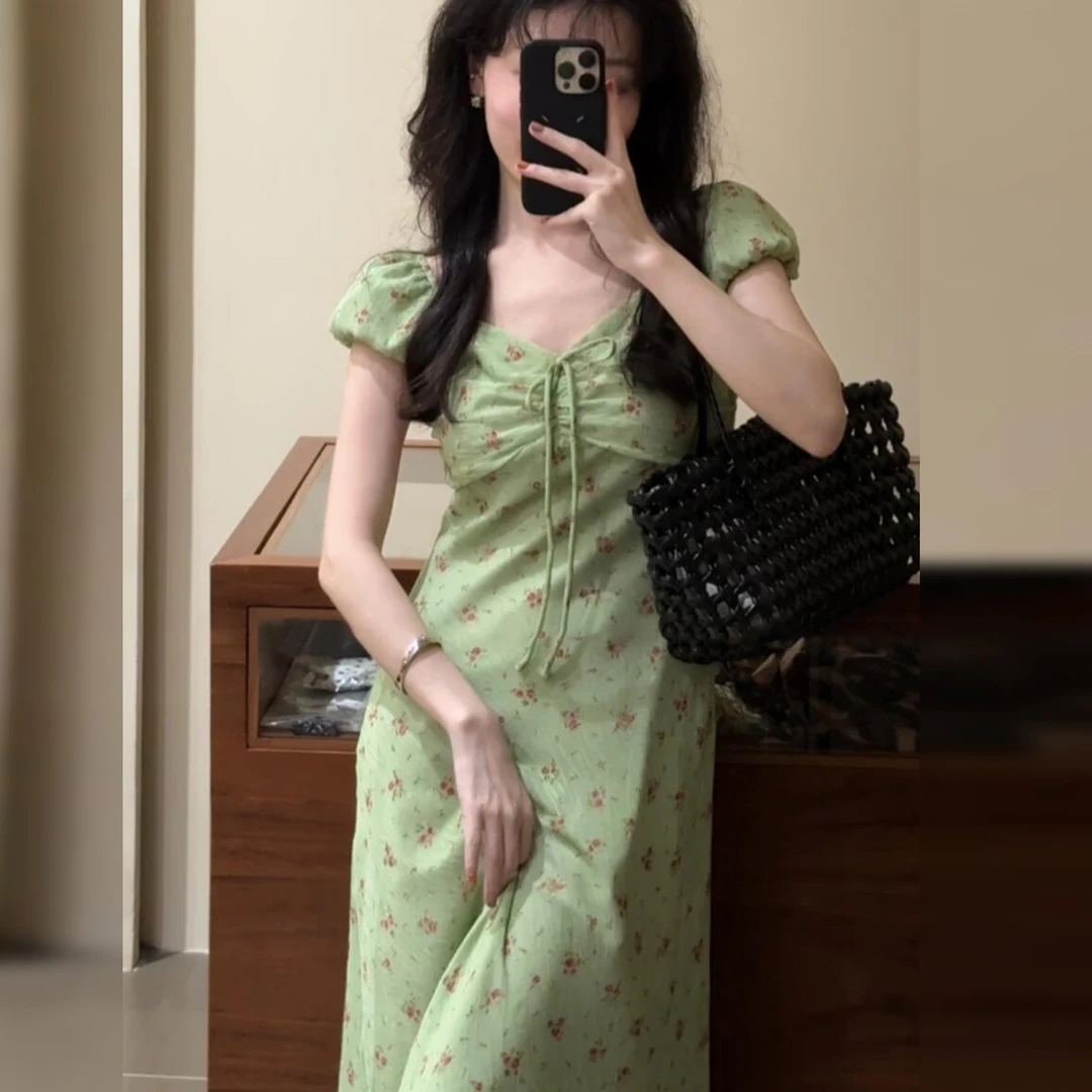法式绿色碎花连衣裙子女装夏季2025新款爆款海边度假漂亮长裙4076