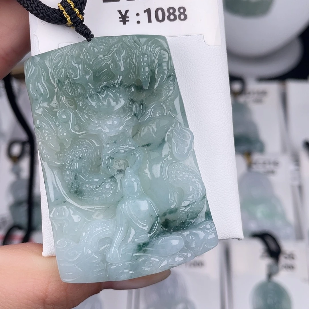 翡翠未镶嵌颈饰zc202