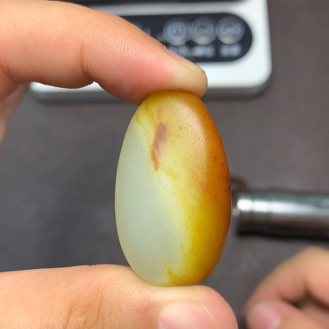 和田玉（糖玉）未镶嵌挂件