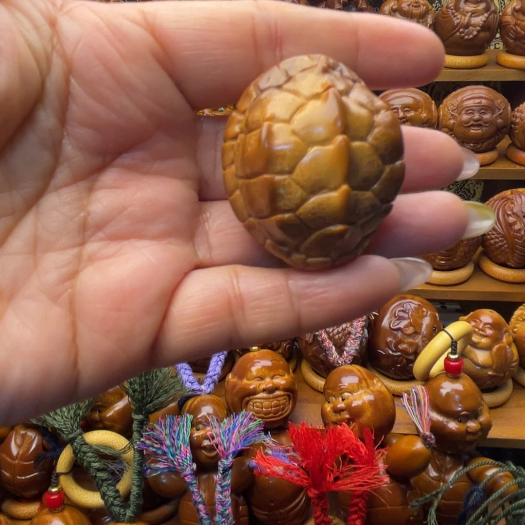 吊坠橄榄核小富甲一个