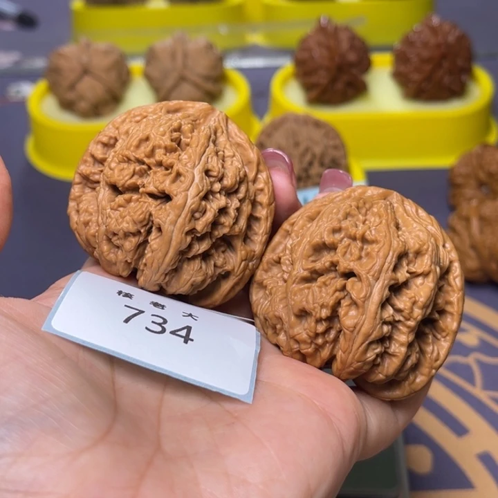 文玩核桃把件粗筋47.734