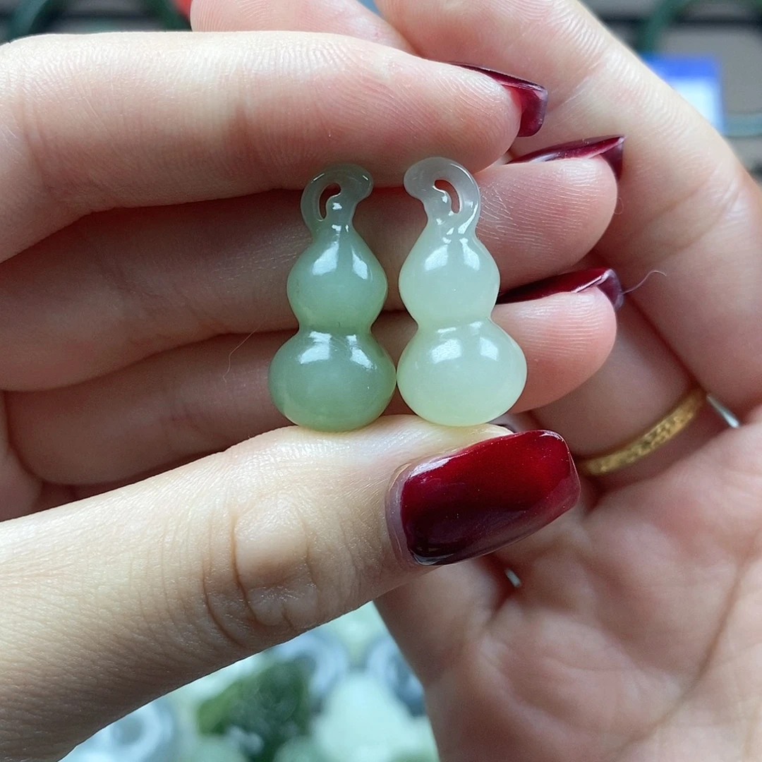 颈饰未镶嵌和田玉葫芦