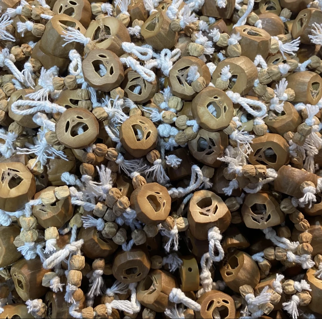 橄榄核切片囧囧脸 大自然的馈赠