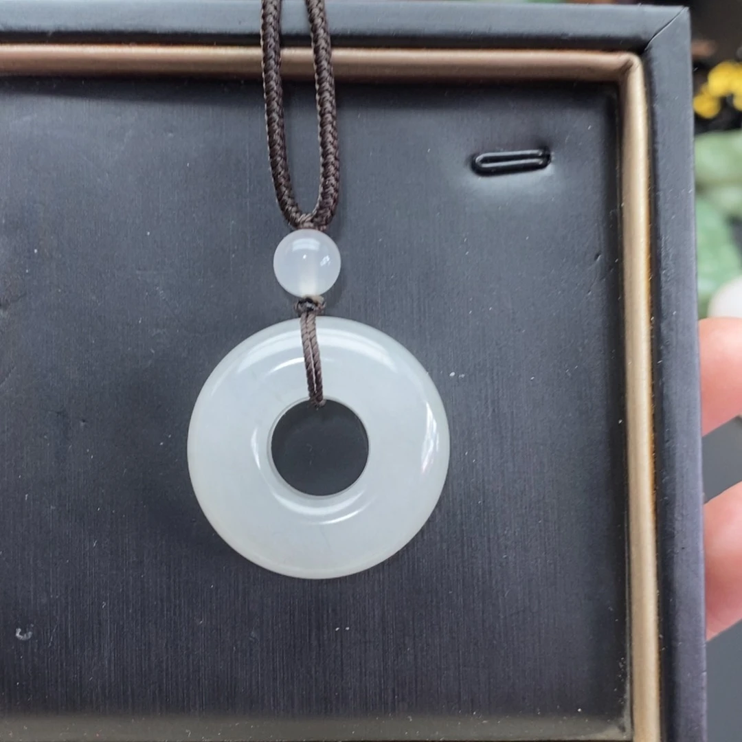 石英质玉项链未镶嵌