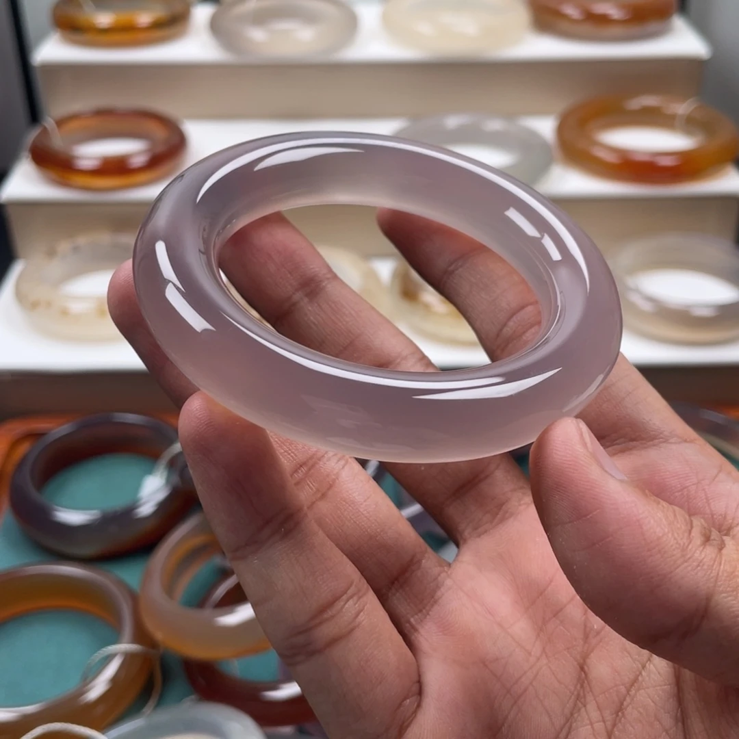 艺***o玛瑙/玉髓未镶嵌手镯