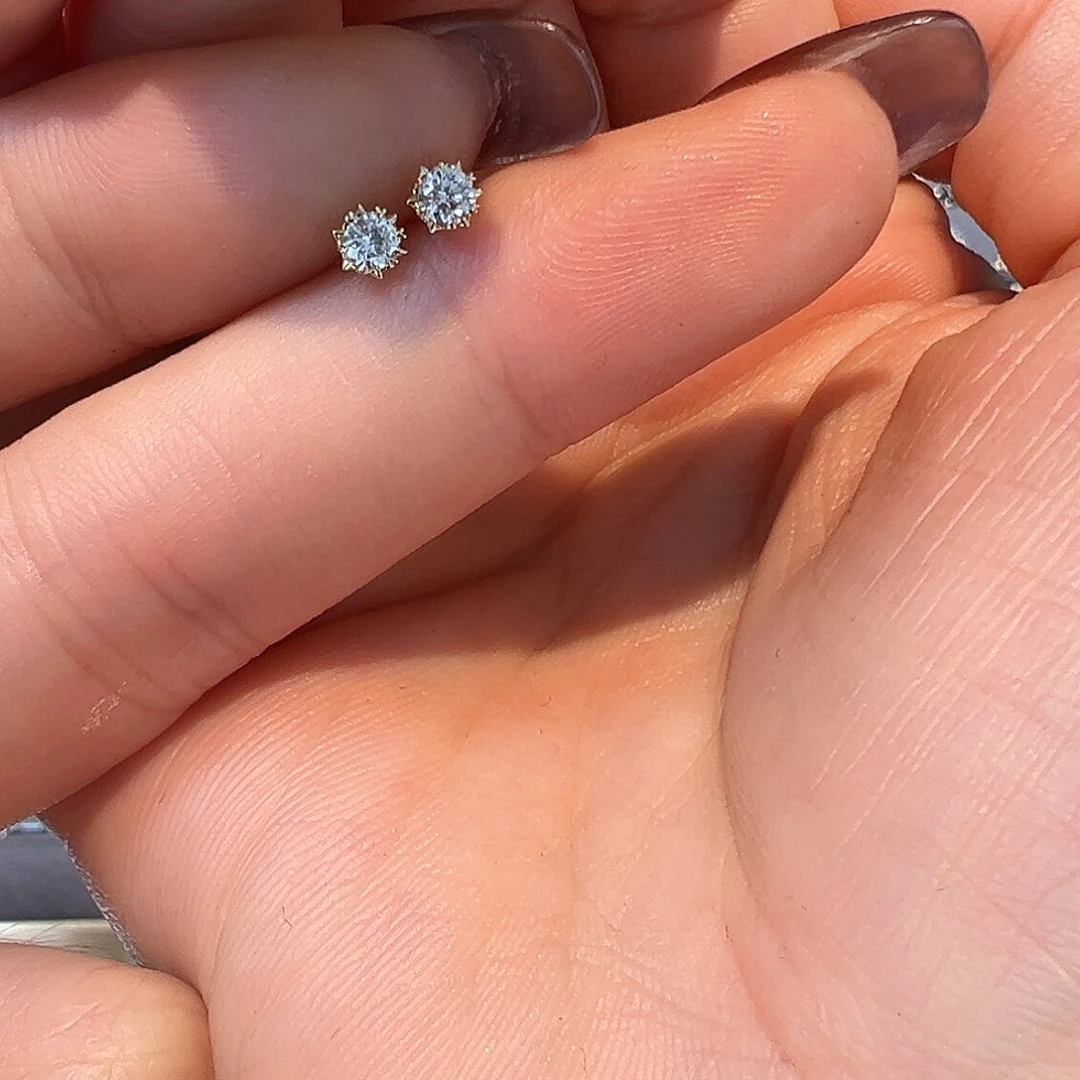 耳饰钻石18K金镶嵌20份