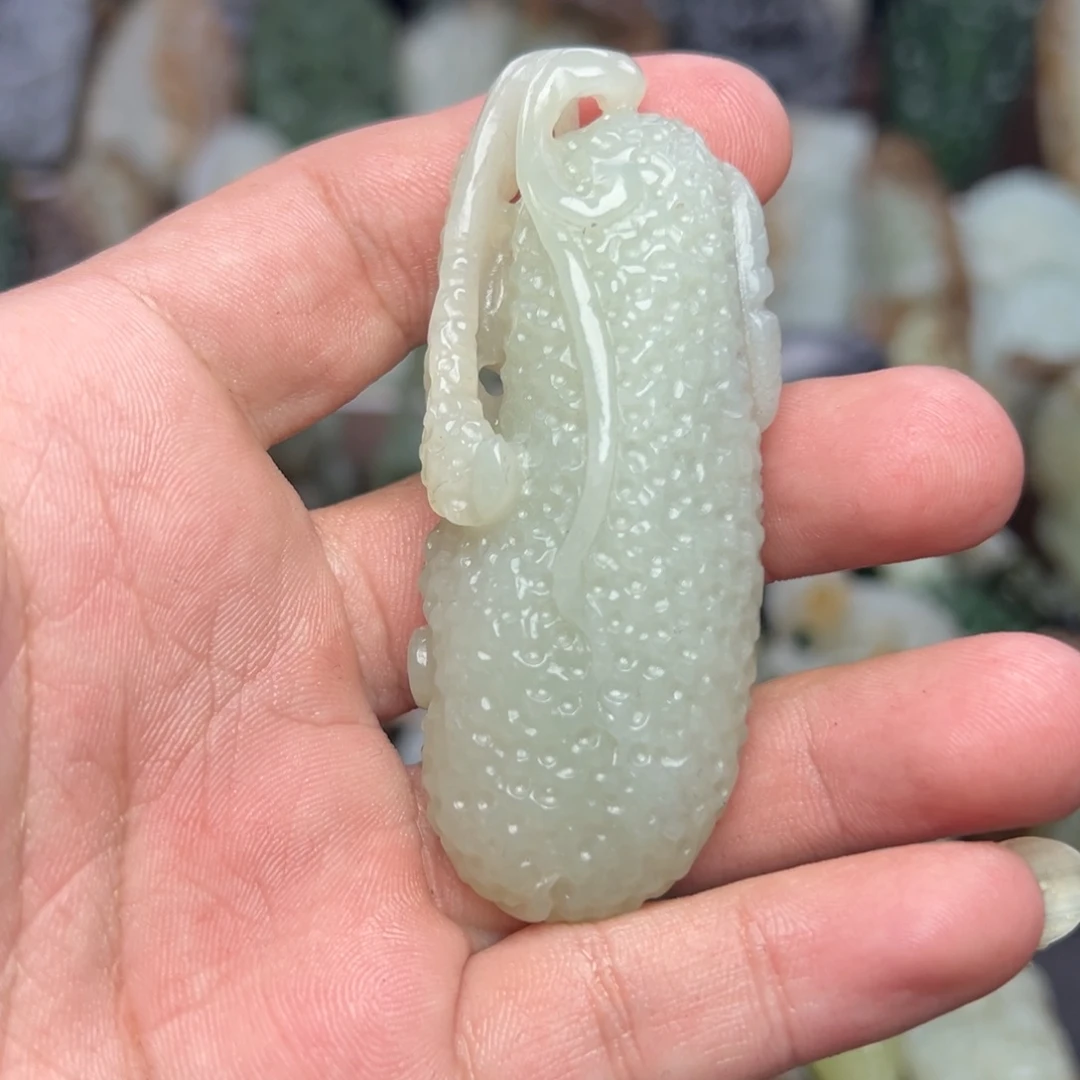 和田玉未镶嵌挂件