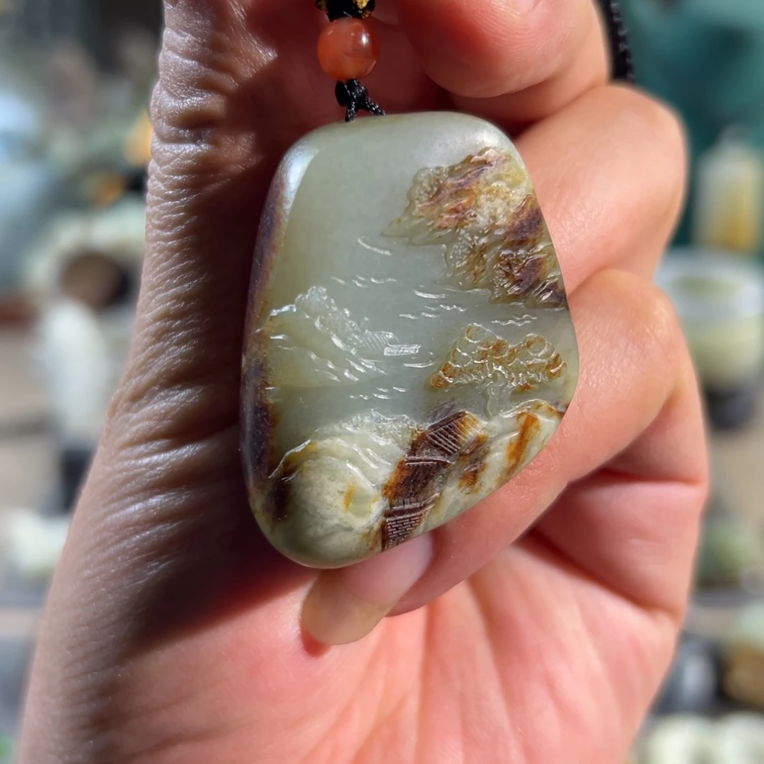 和田玉未镶嵌颈饰真皮真色