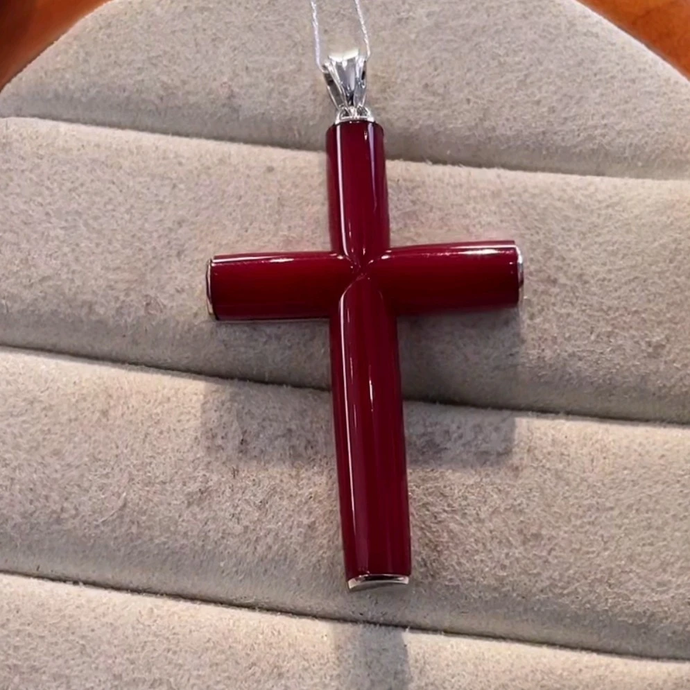 天然宝石红珊瑚吊坠