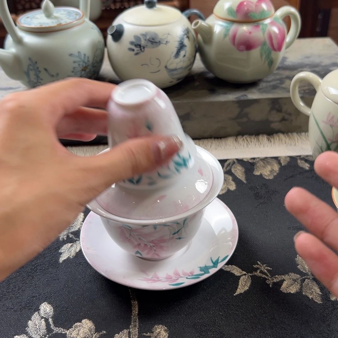 茶具等产品的生产和销售为一体