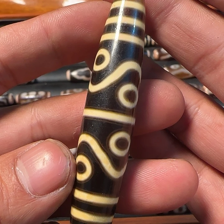 玛瑙/玉髓合金颈饰八眼