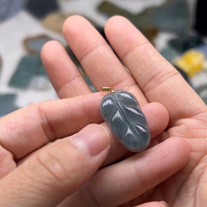 翡翠颈饰未镶嵌杰****Y叶子