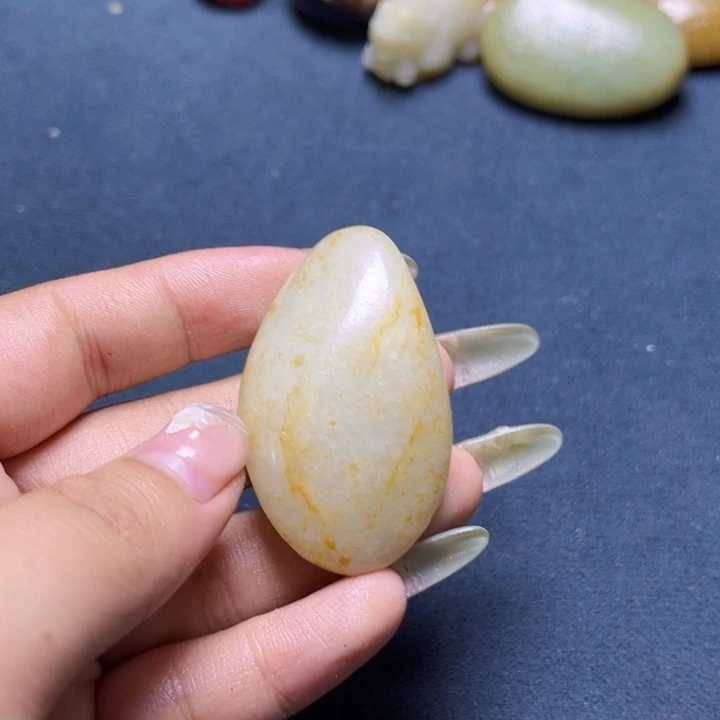 未镶嵌和田玉珠宝奇石