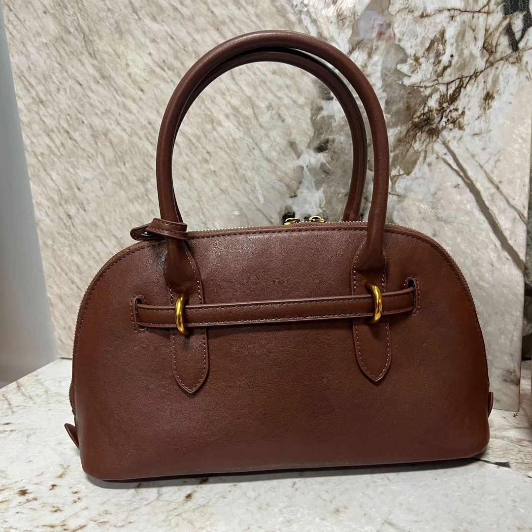 YNPO24年秋冬新款重工女包大贝壳 红棕色