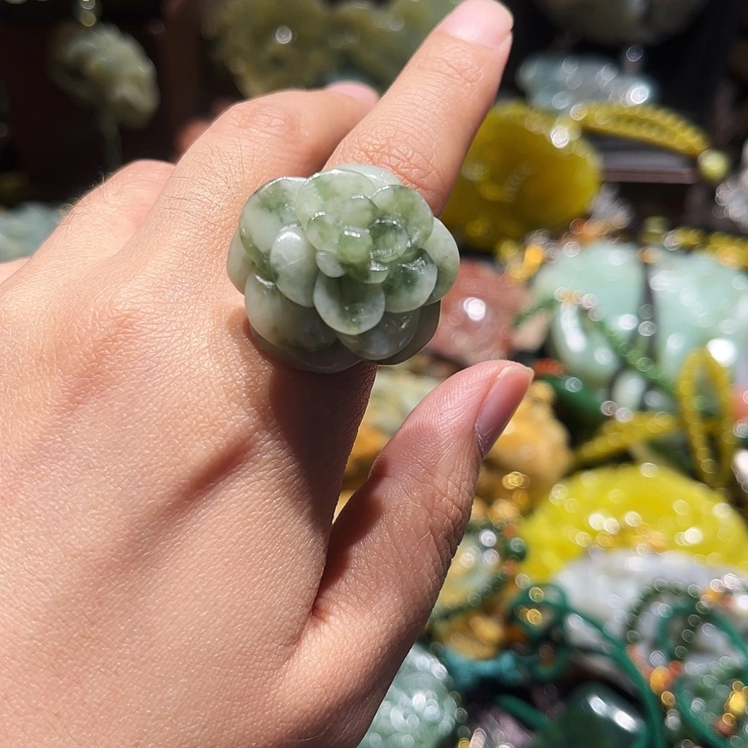 未镶嵌岫玉毛衣链