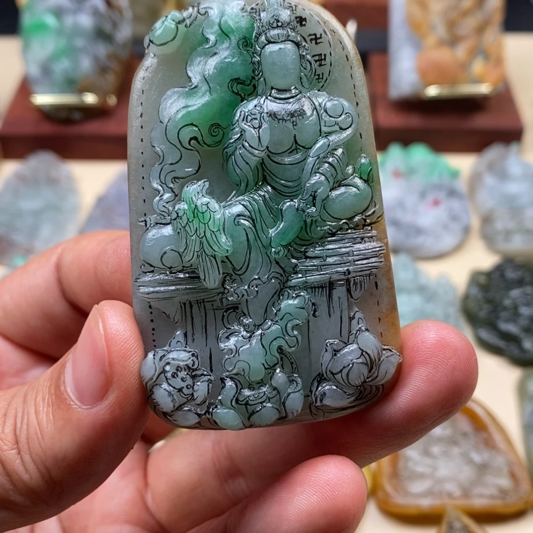 定制翡翠未镶嵌江**人观音