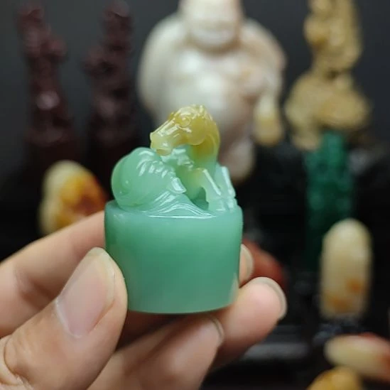 寿山石梅子青印章