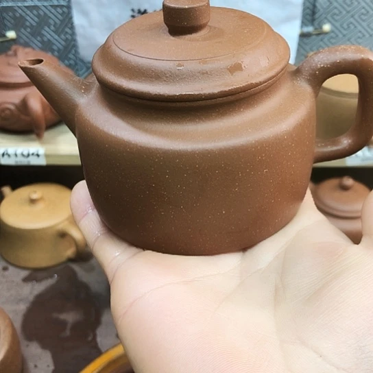 紫砂茶壶将坡泥得中230豪升左右
