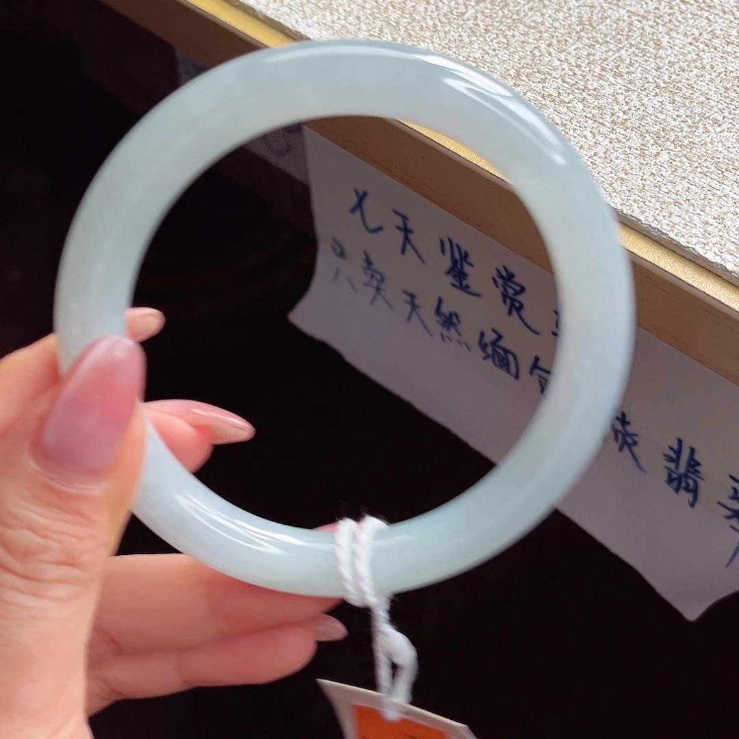 翡翠未镶嵌手镯手镯