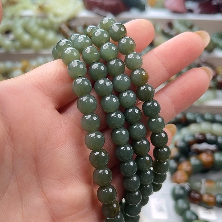 项链未镶嵌和田玉有瑕