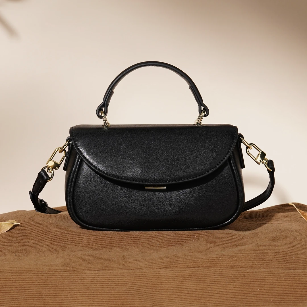 【可露丽】新款手提包单根磁扣马鞍包斜挎包上班通勤包百搭YN3599