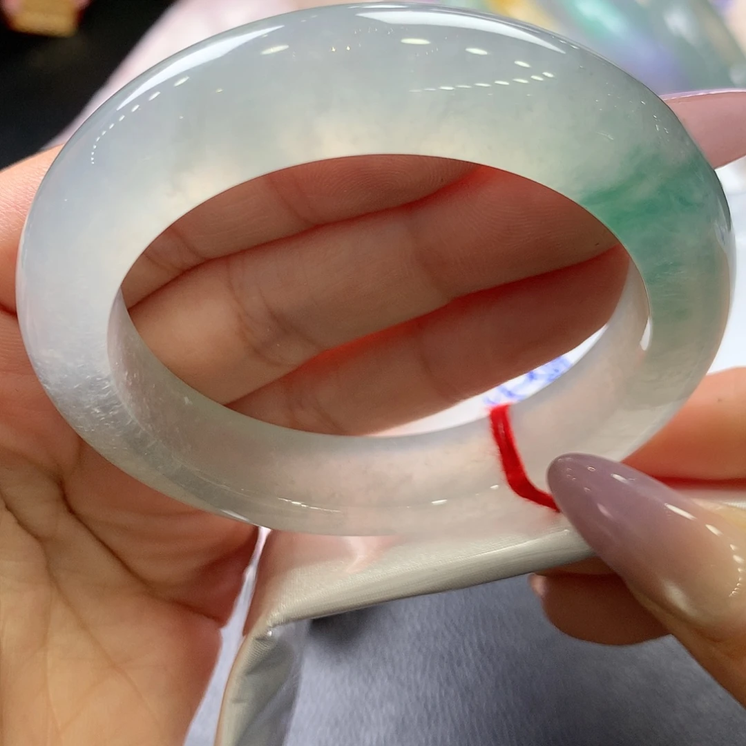 翡翠未镶嵌手镯55.8正